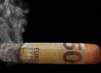 Czy Polsce Opłaca się wejść do Strefy Euro Czy Polsce Opłaca się wejść do Strefy Euro